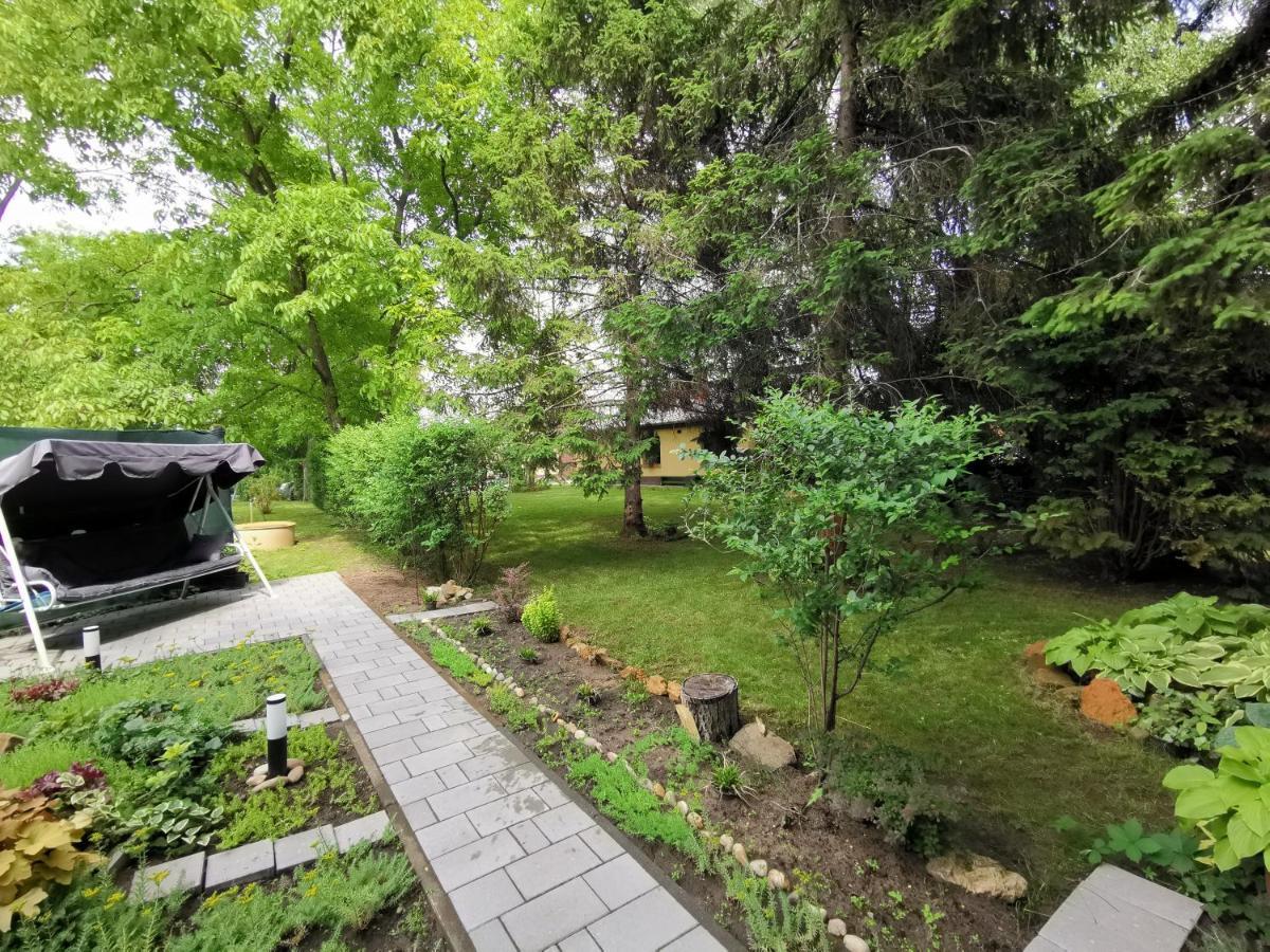 Szent Erzsebet Apartmanhaz Kecskemét Exteriör bild